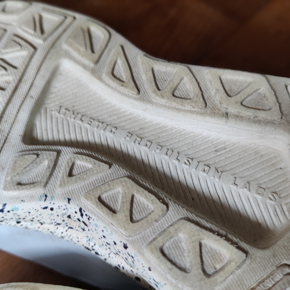 APL Slip-On TechLoom Bliss Unisex Women's size 9 - Picture 6 of 15